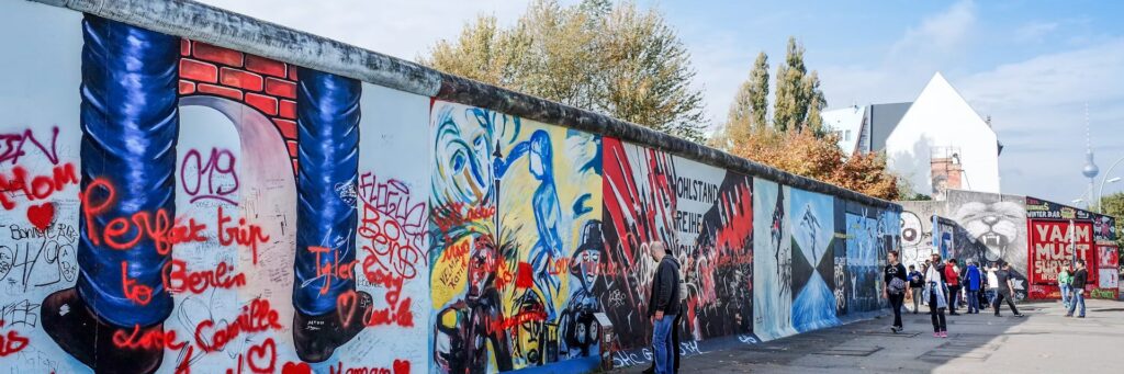 east side gallery-min